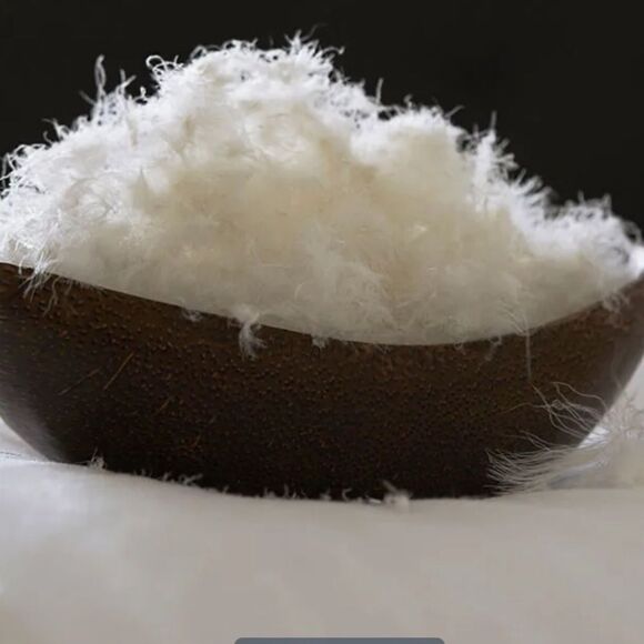 The Company Store Luxe Olympia Down Extra Warmth Comforter in White. Full Size. - Picture 4 of 15